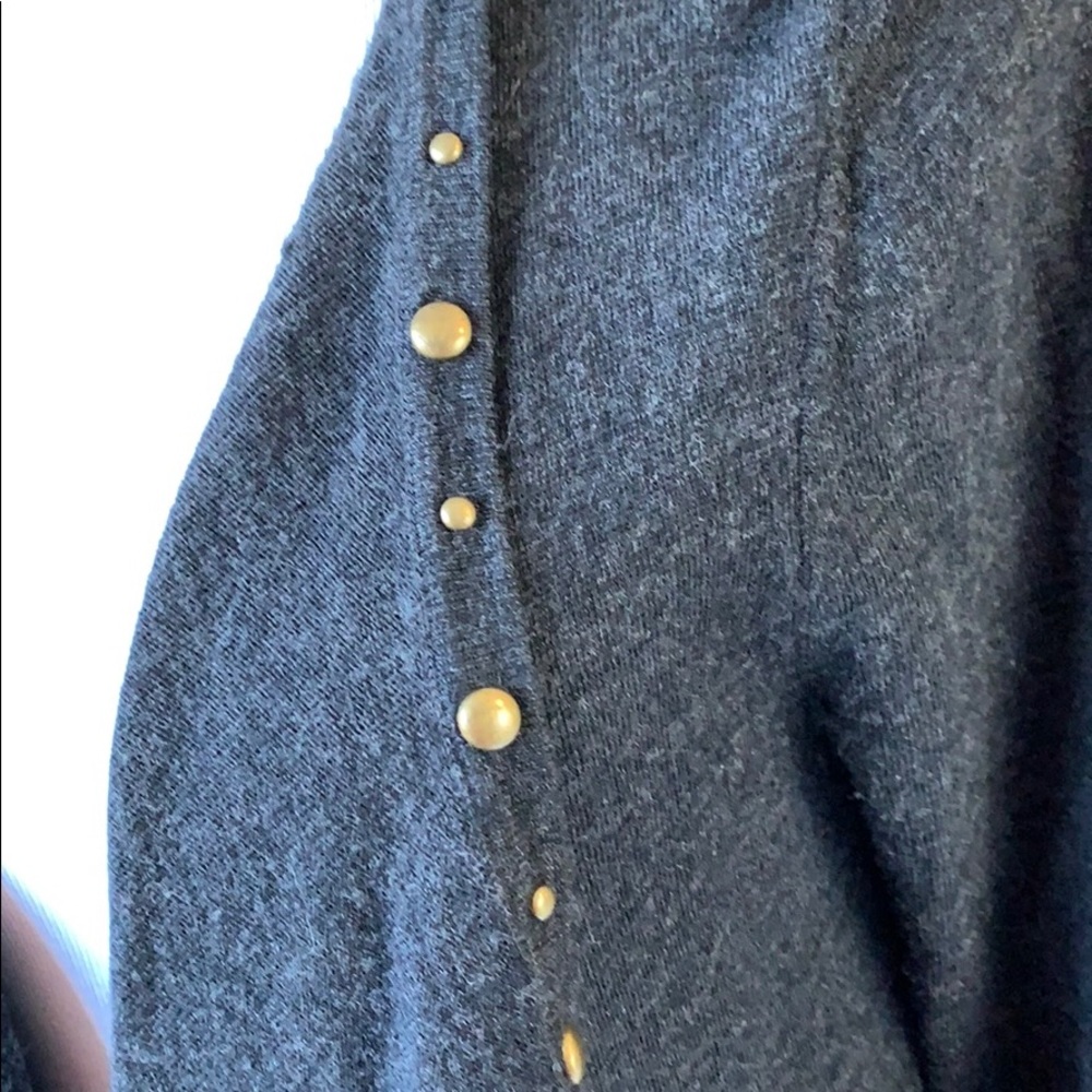 100% Italian Merino Wool grey cardigan. Large - Picture 2 of 6